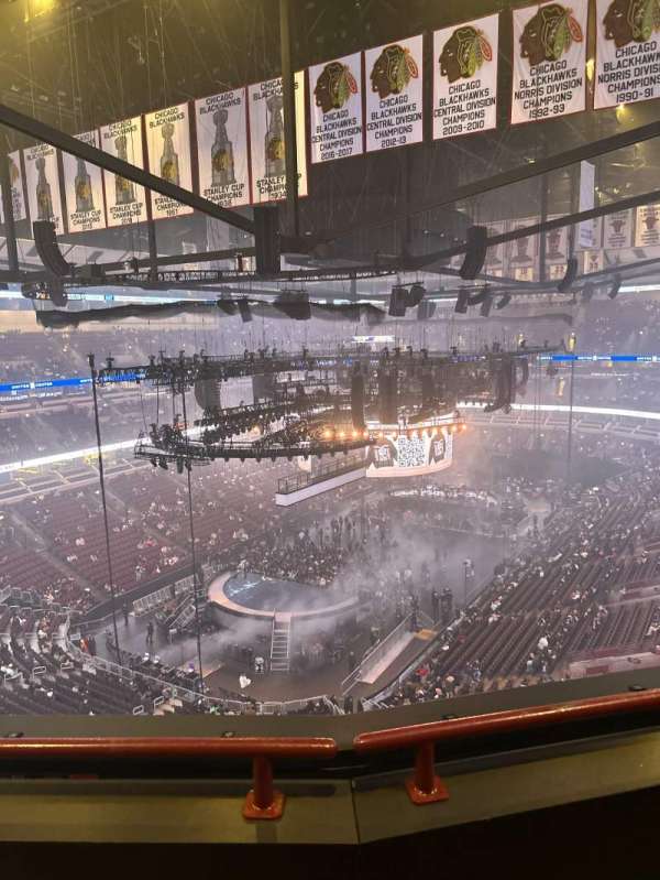 United Center, section: 306, row: 9, seat: 11