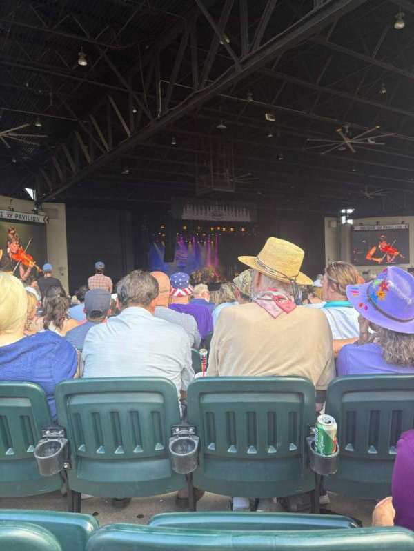 Dos Equis Pavilion, section: 204, row: CC, seat: 17