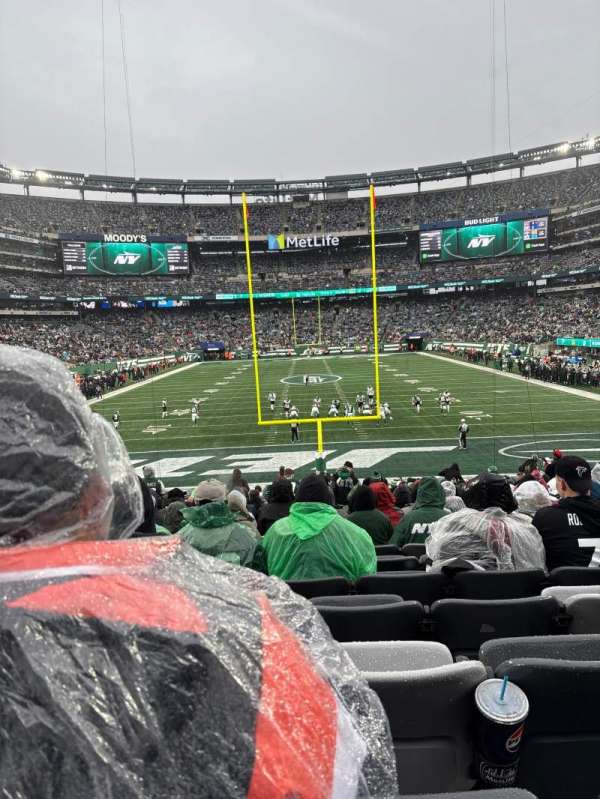 MetLife Stadium, section: 126, row: 23, seat: 16