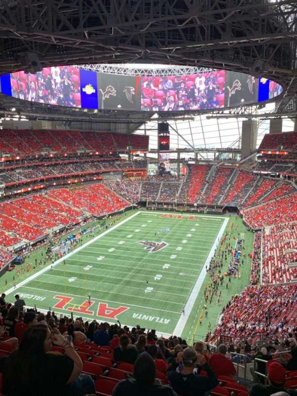 Mercedes-Benz Stadium, section: 323, row: 21, seat: 4
