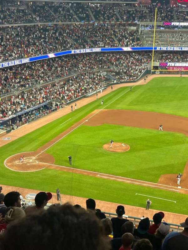 Truist Park, section: 318, row: 10, seat: 19