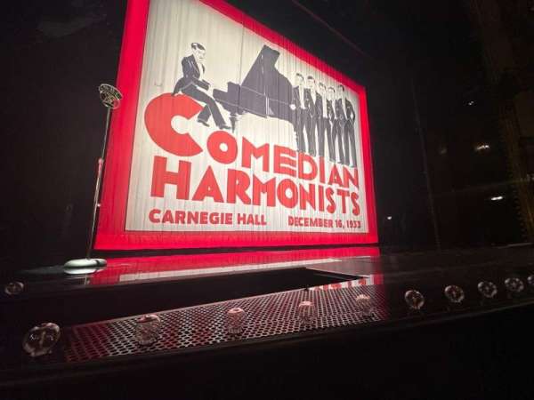 Barrymore Theatre, section: Orchestra C, row: BB, seat: 101