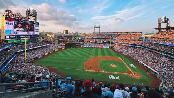 Citizens Bank Park, section: 426, row: 8, seat: 21