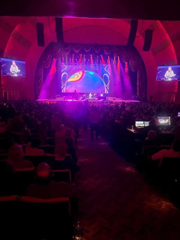 Radio City Music Hall, section: Orchestra 5, row: R, seat: 501