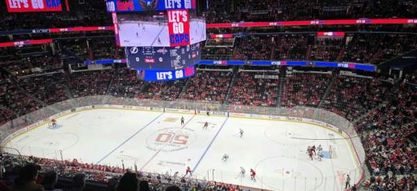 Capital One Arena, section: 402, row: F, seat: 12