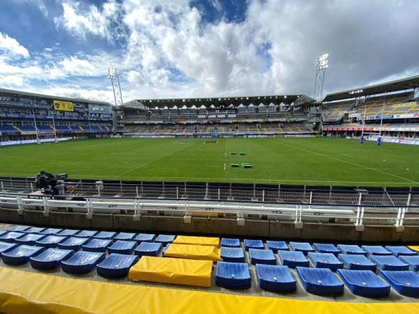 Stade Marcel-Michelin, section: Trbune Auvergne - Esc 4, row: 6, seat: 111