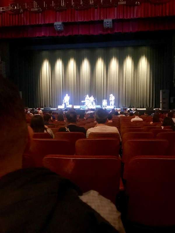 Chicago Theatre, section: MNFL4R, row: D, seat: 412