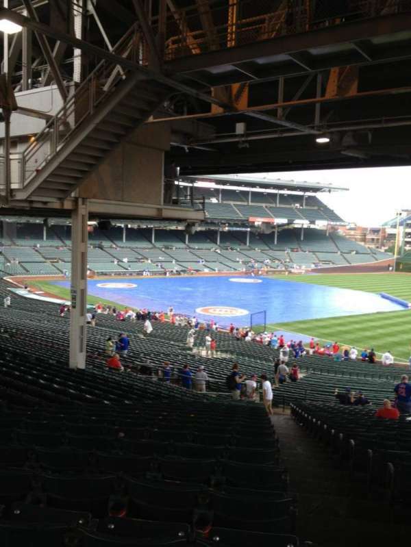 Wrigley Field, section: 229, row: 23, seat: 31