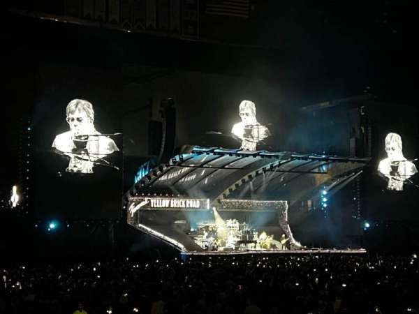 Rogers Centre, section: 129L, row: 13, seat: 101