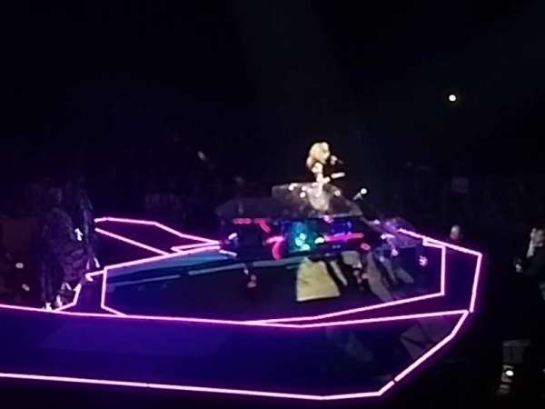Kia Forum, section: 202, row: 4