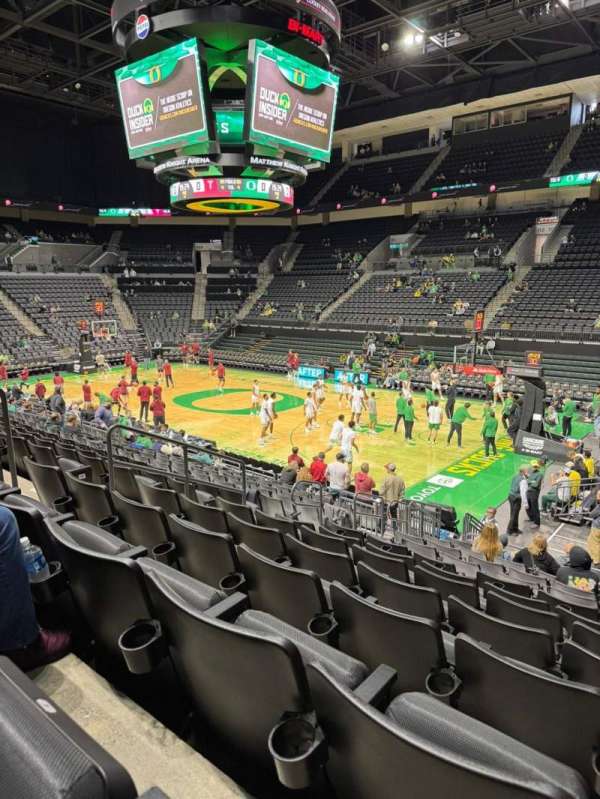 Matthew Knight Arena, section: 101, row: L, seat: 5