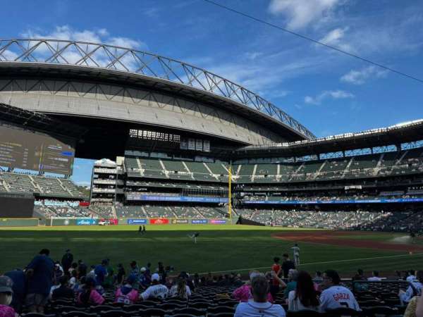 T-Mobile Park, section: 146, row: 18, seat: 1