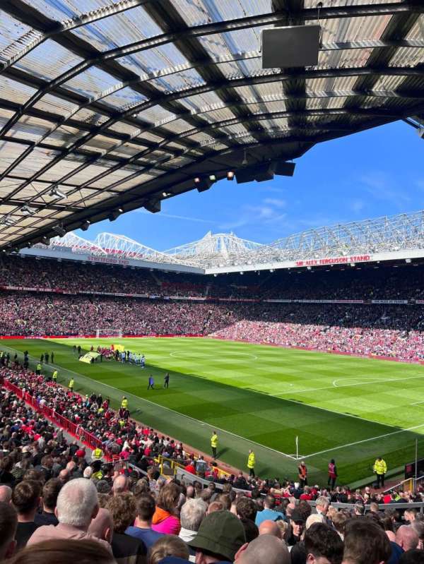 Old Trafford, section: E231, row: 17, seat: 55