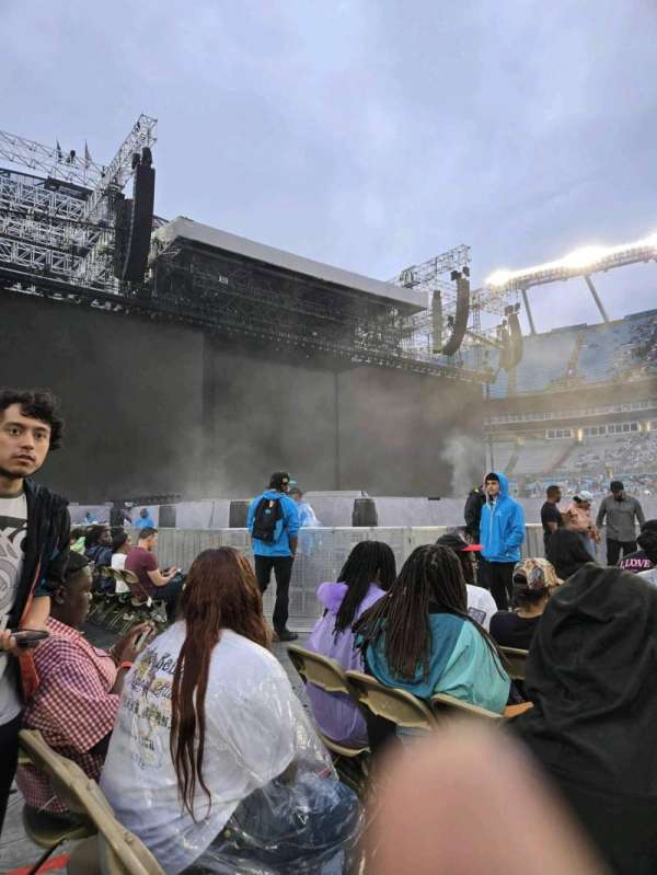 Bank of America Stadium, section: Floor, row: F, seat: 6