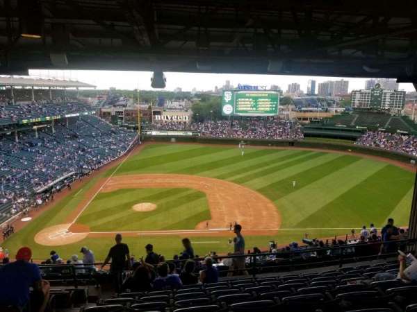 Wrigley Field, section: 424r, row: 9, seat: 1-5