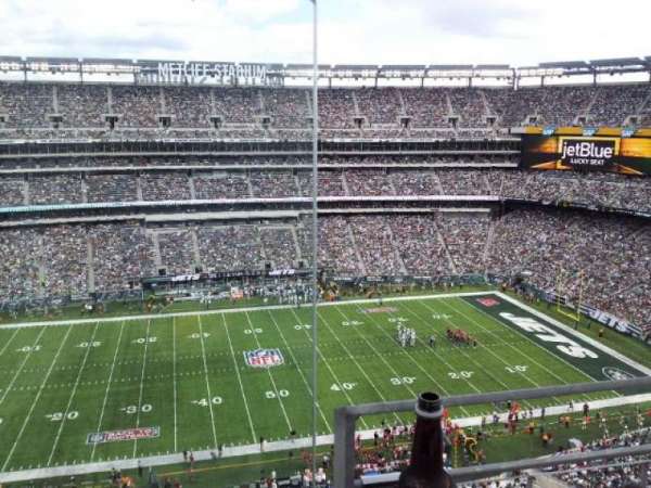 MetLife Stadium, section: 339, row: 5, seat: 18