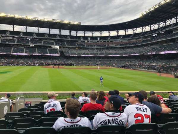 Truist Park, section: 147, row: 10, seat: 20