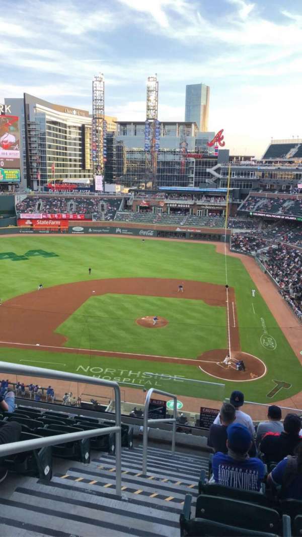 Truist Park, section: 329, row: 8, seat: 17