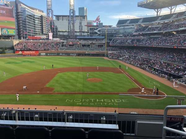Truist Park, section: 231, row: 4, seat: 1