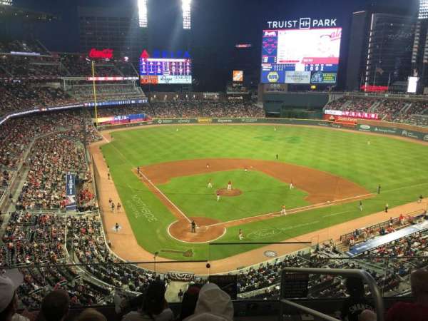 Truist Park, section: 325, row: 5, seat: 1