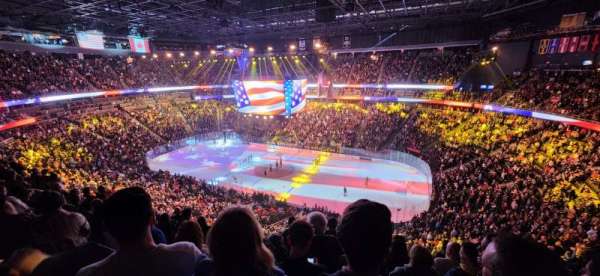 T-Mobile Arena, section: 226, row: G, seat: 4