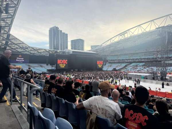 Accor Stadium, section: 110, row: 28, seat: 41