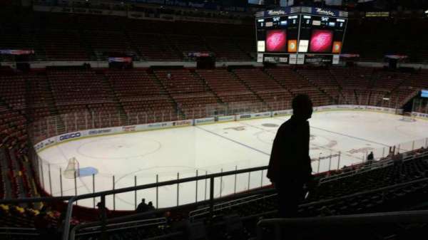 Joe Louis Arena, section: 225B, row: 5, seat: 10