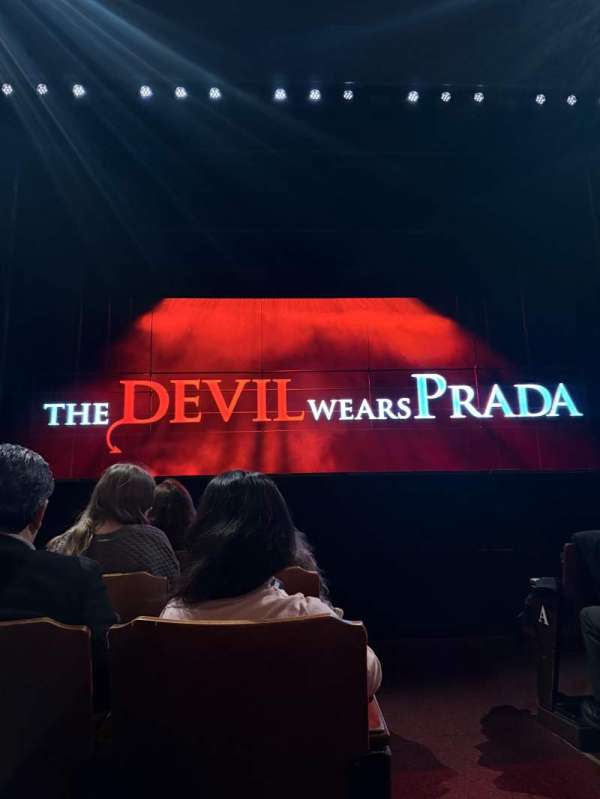 Dominion Theatre, section: Stalls, row: E, seat: 22