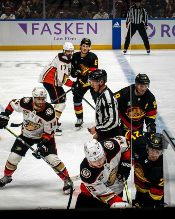 Rogers Arena, section: 116, row: 9, seat: 109