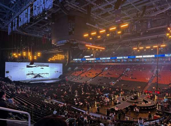 Scotiabank Arena, section: 105, row: 25, seat: 18