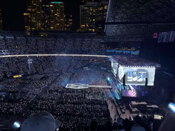 Rogers Centre, section: 509, row: 16, seat: 23
