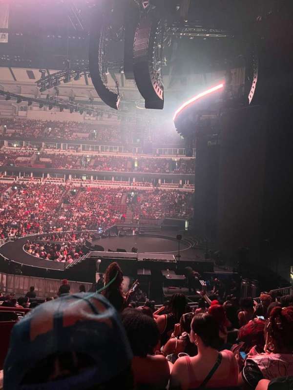 United Center, section: 120, row: 18, seat: 17