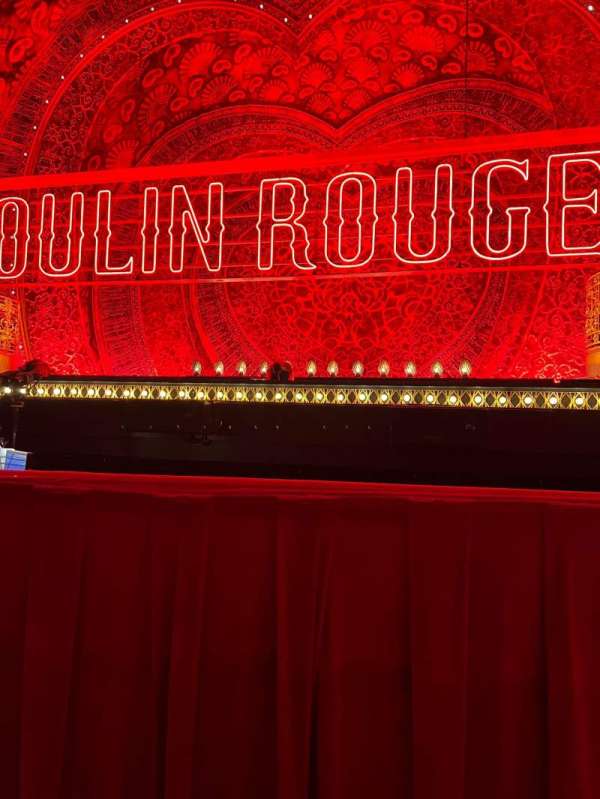 Cadillac Palace Theater, section: Orchestra C, row: A, seat: 114