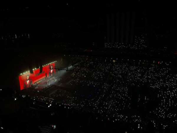 State Farm Arena, section: 220, row: X, seat: 16