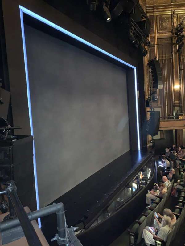 Nederlander Theatre, section: Box E, row: 1, seat: 1