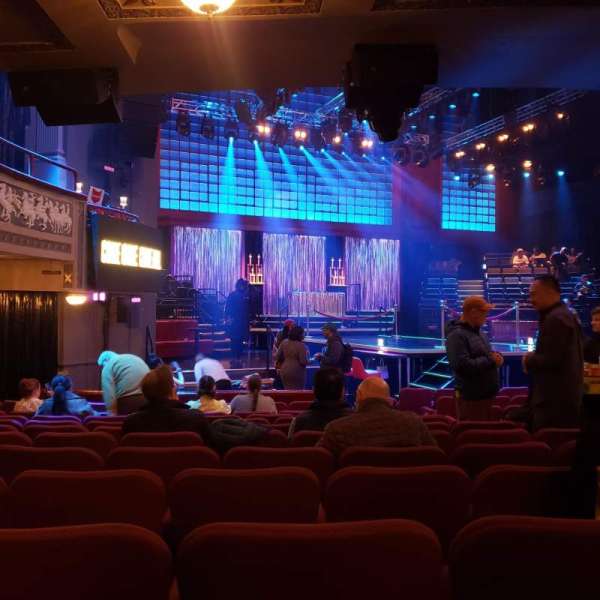 Broadhurst Theatre, section: Orchestra L, row: M, seat: 13