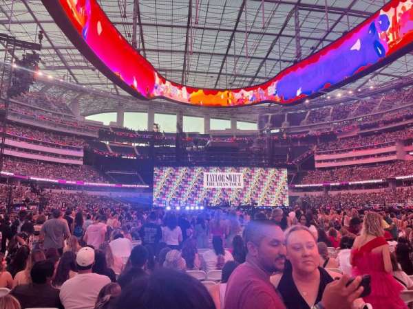 SoFi Stadium, section: FL-G, row: 28, seat: 15