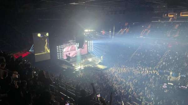 Mohegan Sun Arena, section: 116, row: M, seat: 17