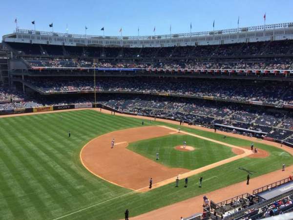 Yankee Stadium, section: 328, row: 1, seat: 7