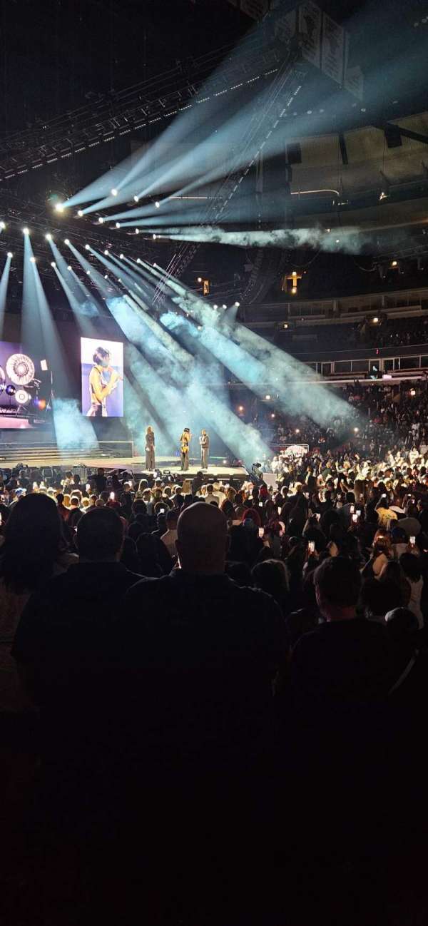 United Center, section: 111, row: 6, seat: 20