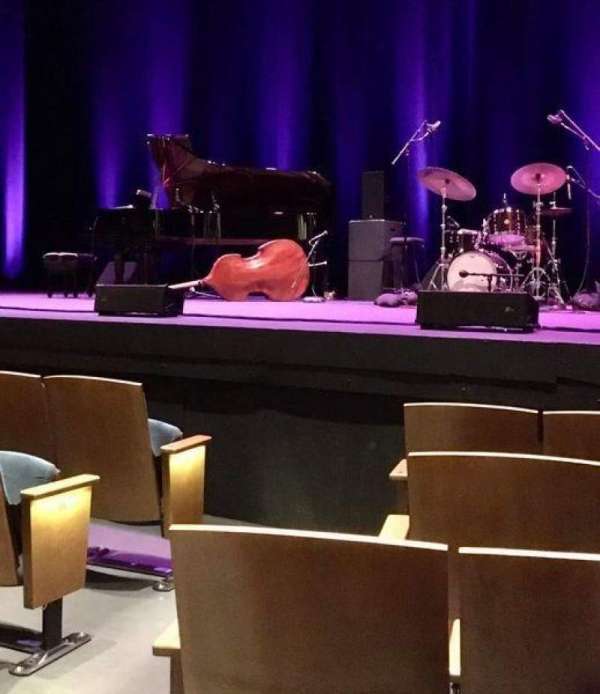 Zellerbach Hall, section: Orchestra Right, row: EE, seat: 2