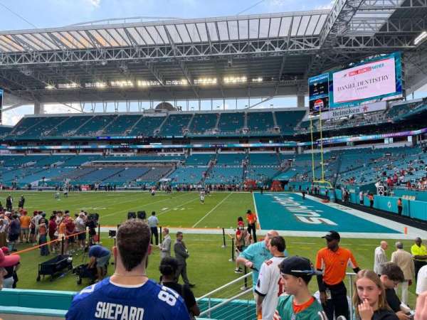 Hard Rock Stadium, section: 115, row: 5, seat: 1