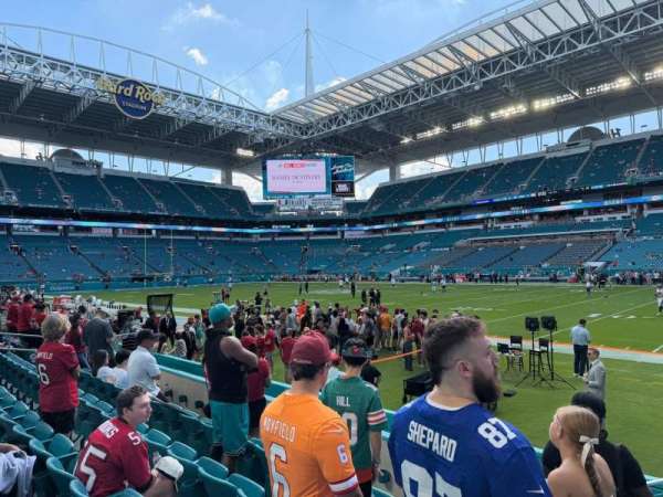 Hard Rock Stadium, section: 115, row: 5, seat: 1