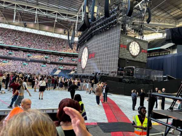 Wembley Stadium, section: 141, row: 4, seat: 207