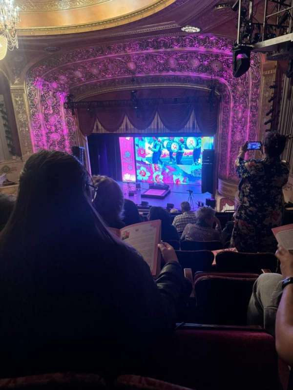 Warner Theatre, Washington D.C., section: Mid-Balcony R, row: HH, seat: 22