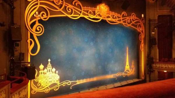 Broadhurst Theatre, section: Mezzanine L, row: A, seat: 17