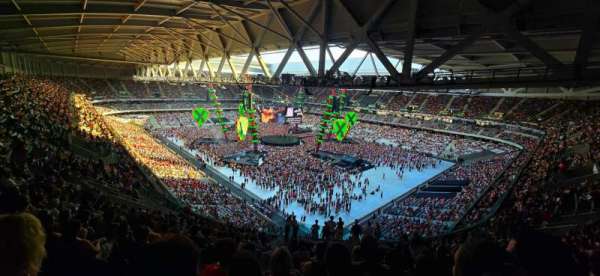 Stade Pierre Mauroy, section: E26, row: 72, seat: 112