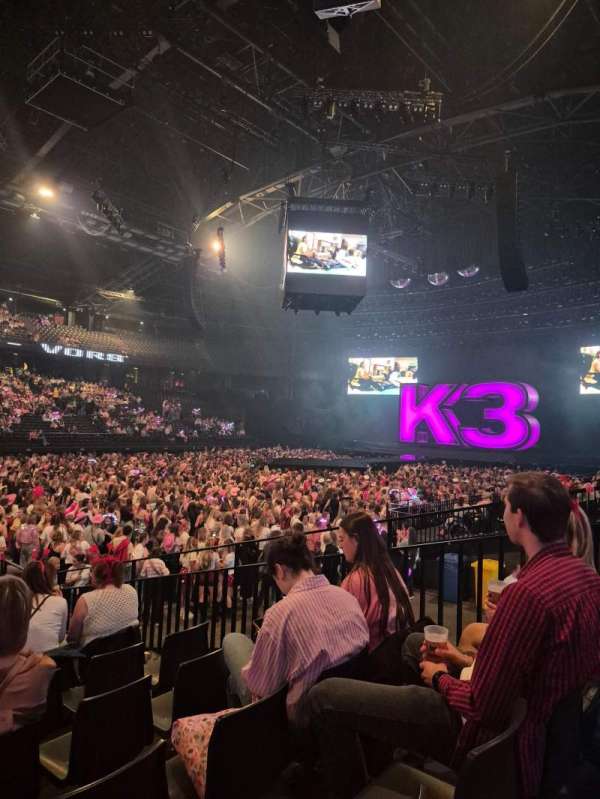 AFAS Dome, section: 119, row: 18, seat: 6