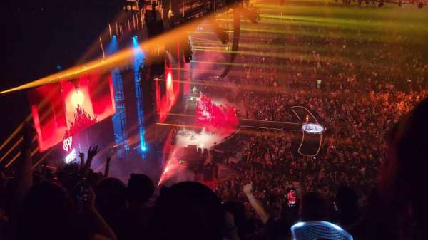 T-Mobile Arena, section: 203, row: K, seat: 15