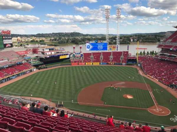 Great American Ball Park, section: 518, row: L, seat: 9